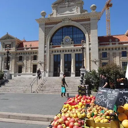 Climatise Dans Bourgeoise Διαμέρισμα *